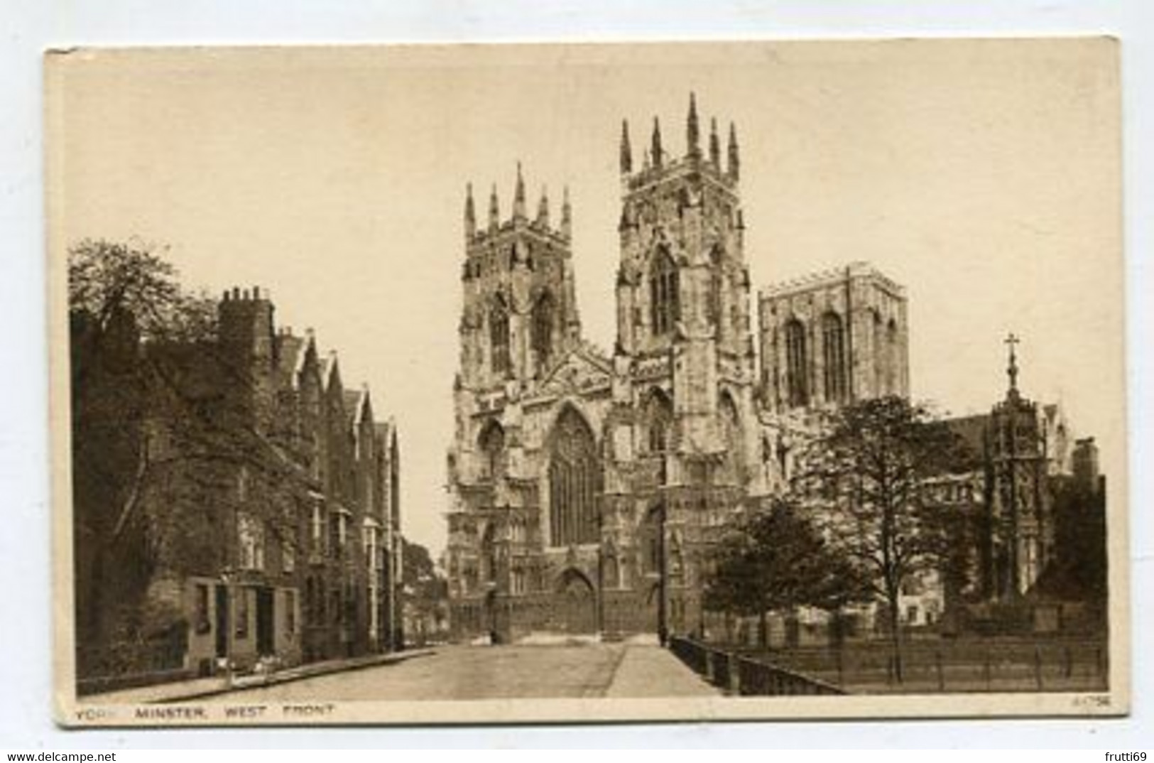 AK 099625 ENGLAND - York Minster - West Front - York