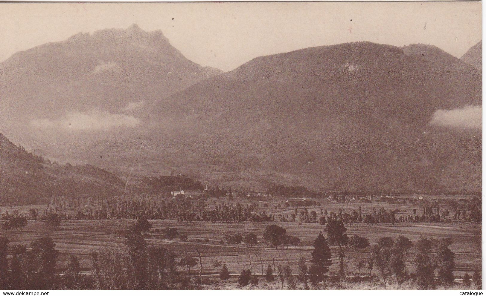 CPA  74 - Vallée De FAVERGES - Vue Sur La Sambuy - Faverges