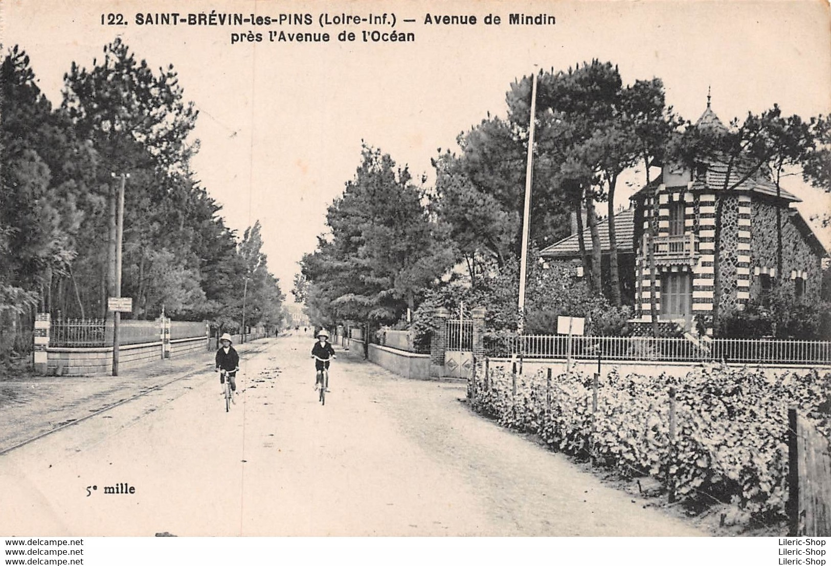 [44] SAINT-BRÉVIN-LES-PINS -CYCLISTES - AVENUE DE MINDIN PRÈS L'AVENUE DE L'OCÉAN CPA ± 1920 ♦♦♦ - Saint-Brevin-les-Pins