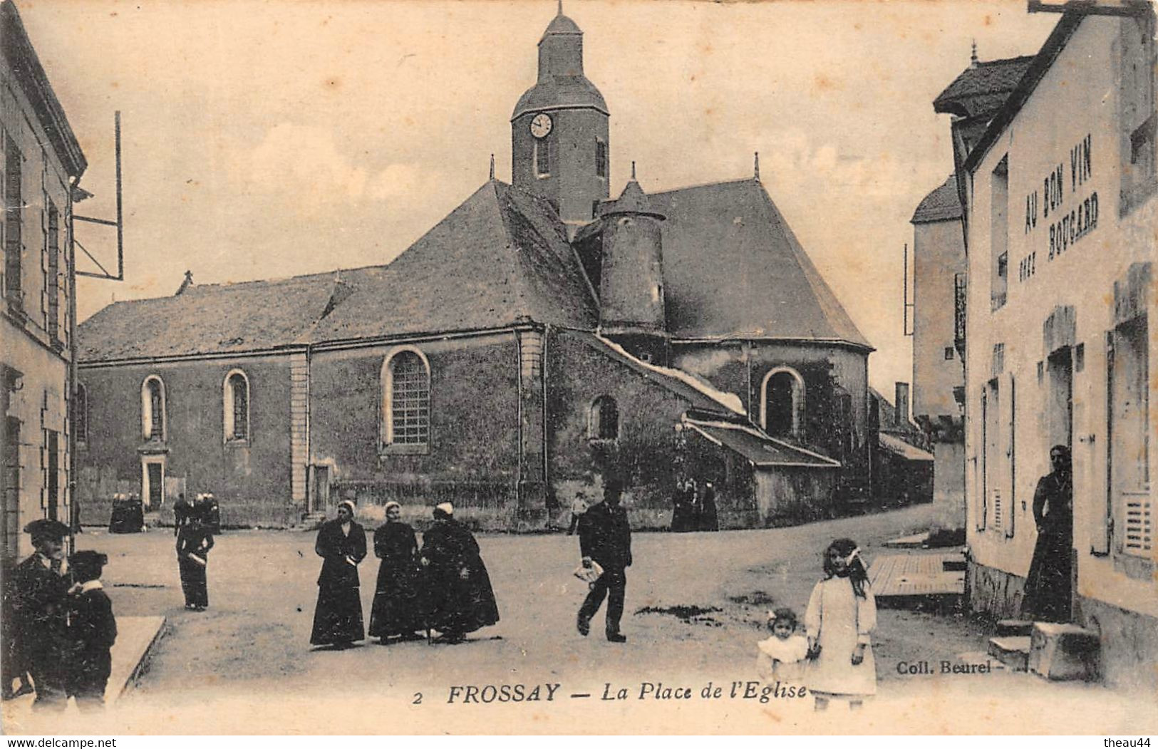 ¤¤  - FROSSAY   -   La Place De L'Eglise   -   ¤¤ - Frossay