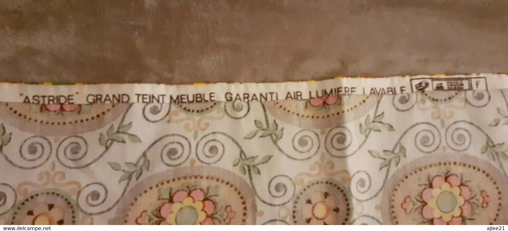 Nappe. Vintage. Grand Teint Meuble. Modèle Astride.(2). - Sonstige & Ohne Zuordnung