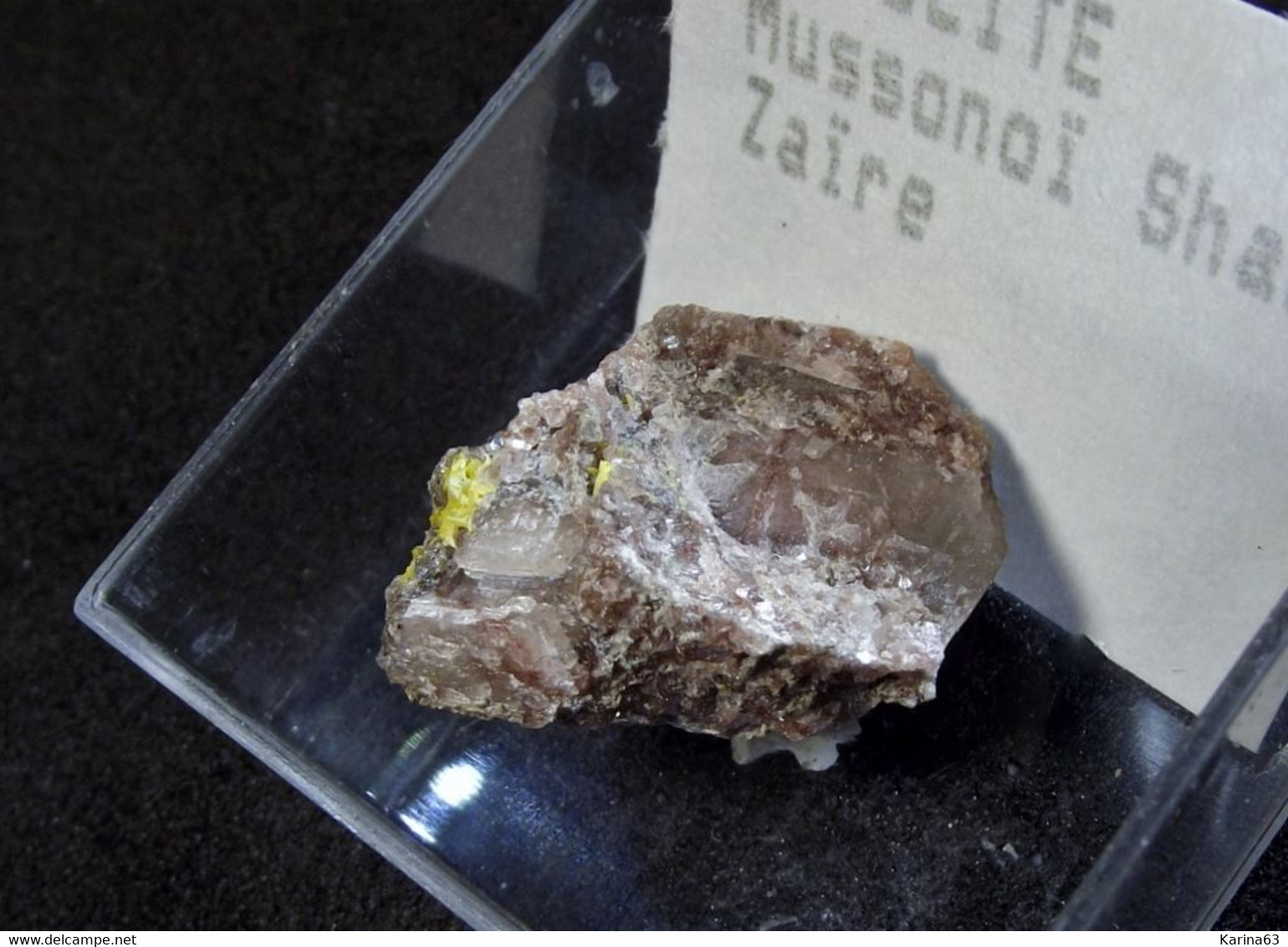 Guilleminite ( TL ) On Matrix ( 1.5 X 1 X 0.6 Cm ) Musonoi Mine - Kolwezi - Kolwezi Mining District - Lualaba - DR Congo - Minéraux