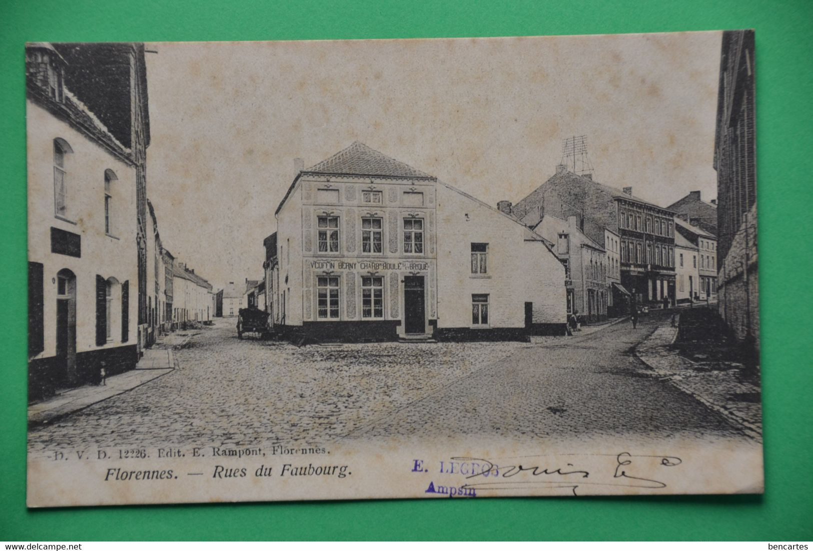 Florennes : Rue Du Faubourg . Très Rare - Florennes