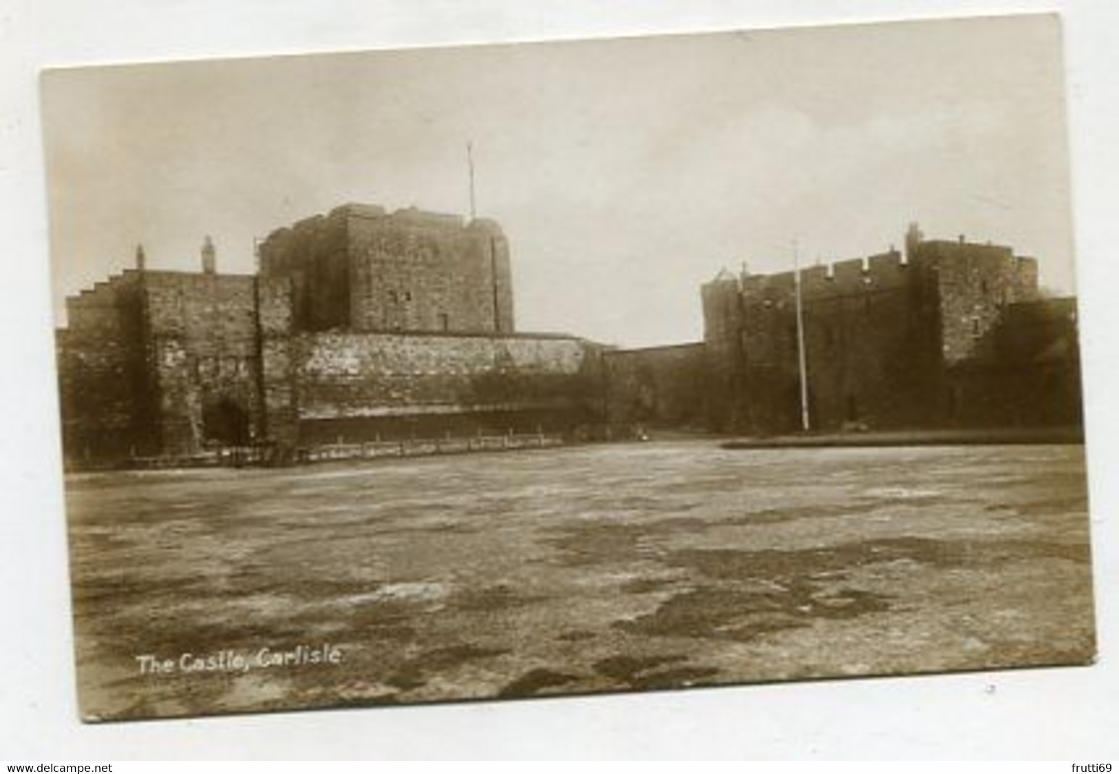 AK 099762 ENGLAND - Carlisle - The Castle - Carlisle