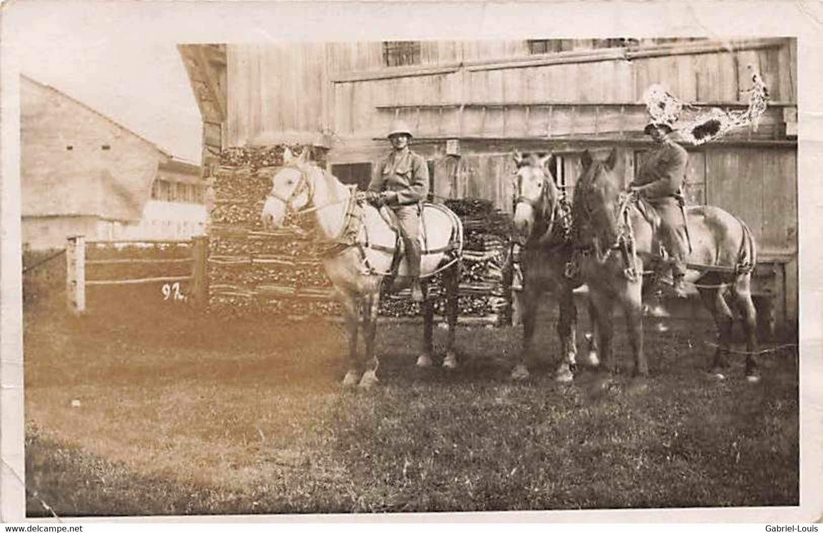 Schweiz Armee - Armée Suisse -   Militaria Soldats Sur Chevaux Attelage Soldaten Auf Pferden Gespann Farm Ferme - Ferden