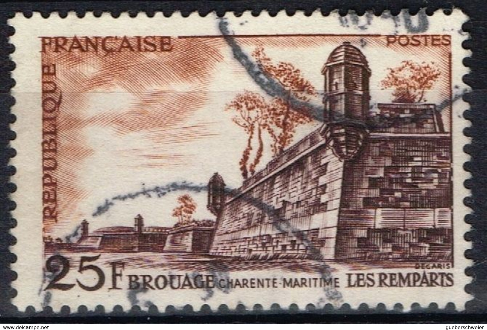 FR VAR 66 - FRANCE N° 1042 Obl. Brouage Variété Sans Cadre à Gauche - Usati