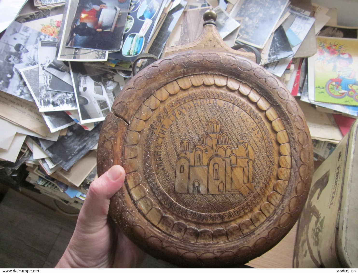 Old Wooden Hand-carved Flask Manastir Gracanica Na Kosovu Sveti Velikomucenik Djurdjevdan - Autres & Non Classés
