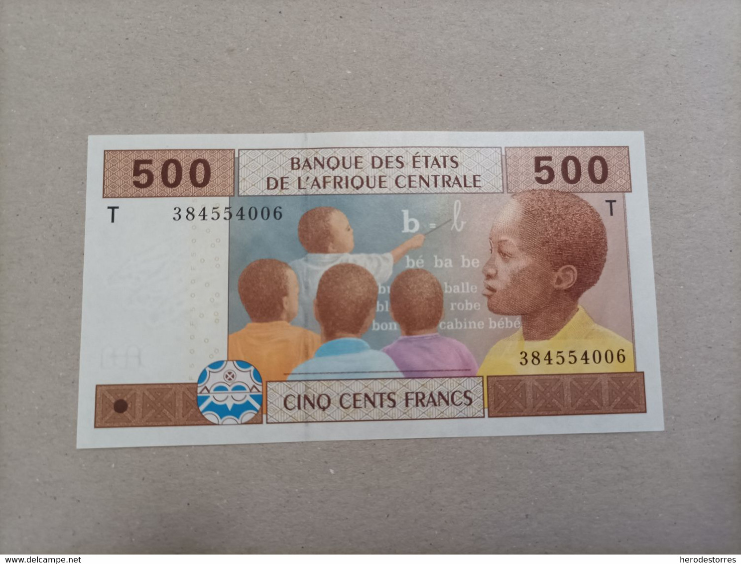 Billete De Estados Centrales Africanos De 500 Francos, Año 2002, UNC - Estados Centroafricanos