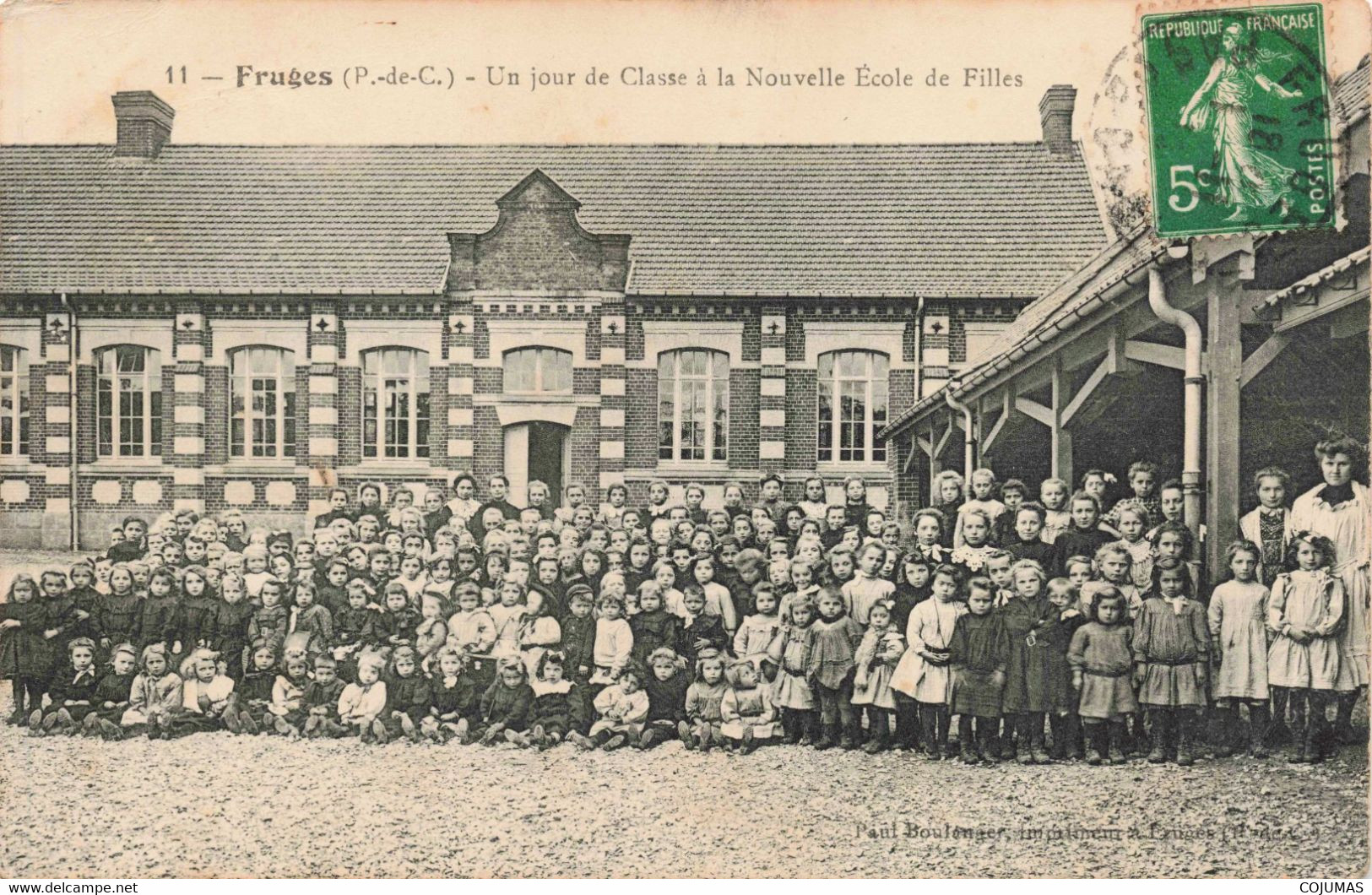 62 - FRUGES - S05226 - Un Jour De Classe à La Nouvelle Ecole De Filles - Elèves - Pli - L1 - Fruges