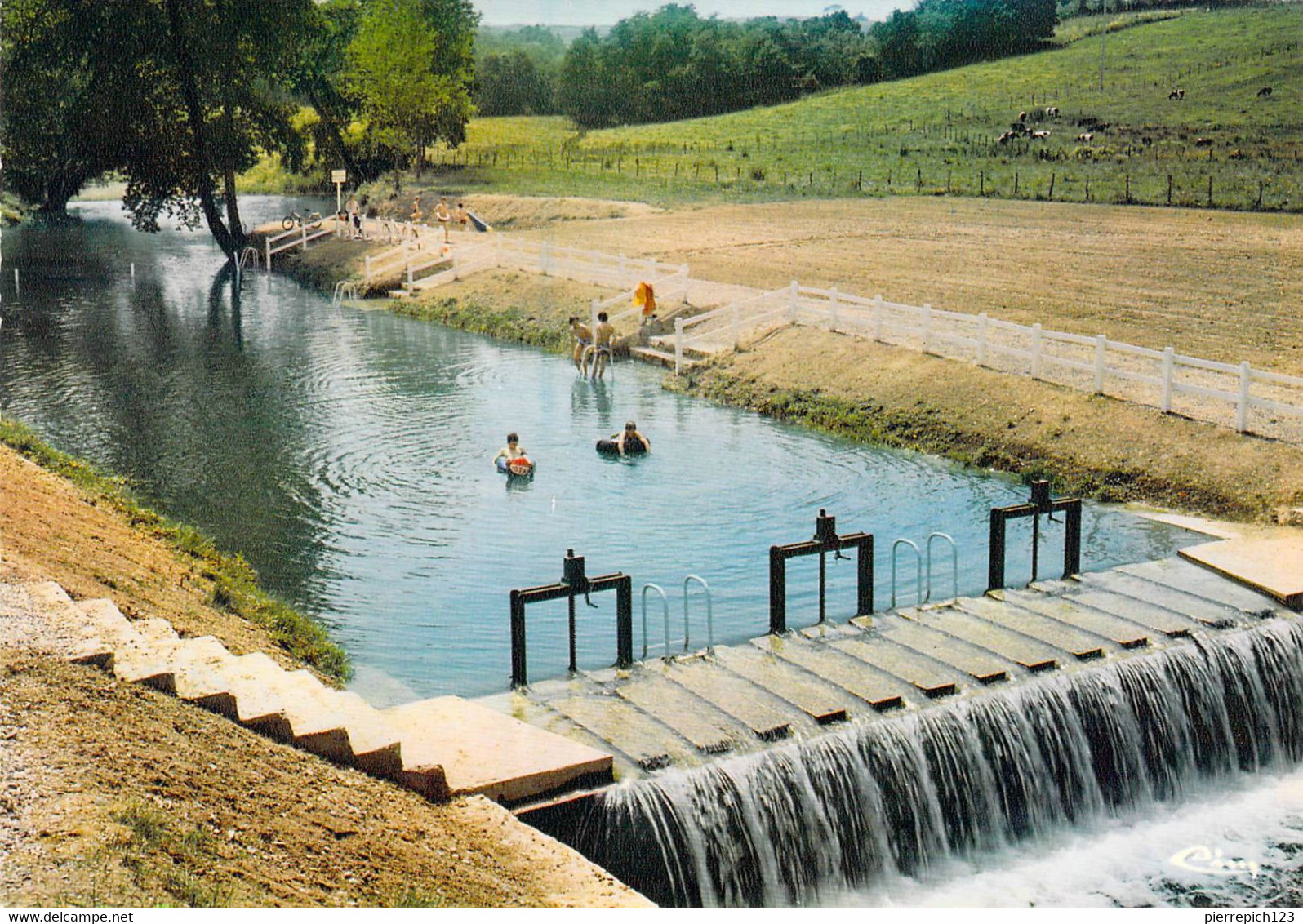 64 - Bidache - Vue Aérienne - La Piscine - Bidache