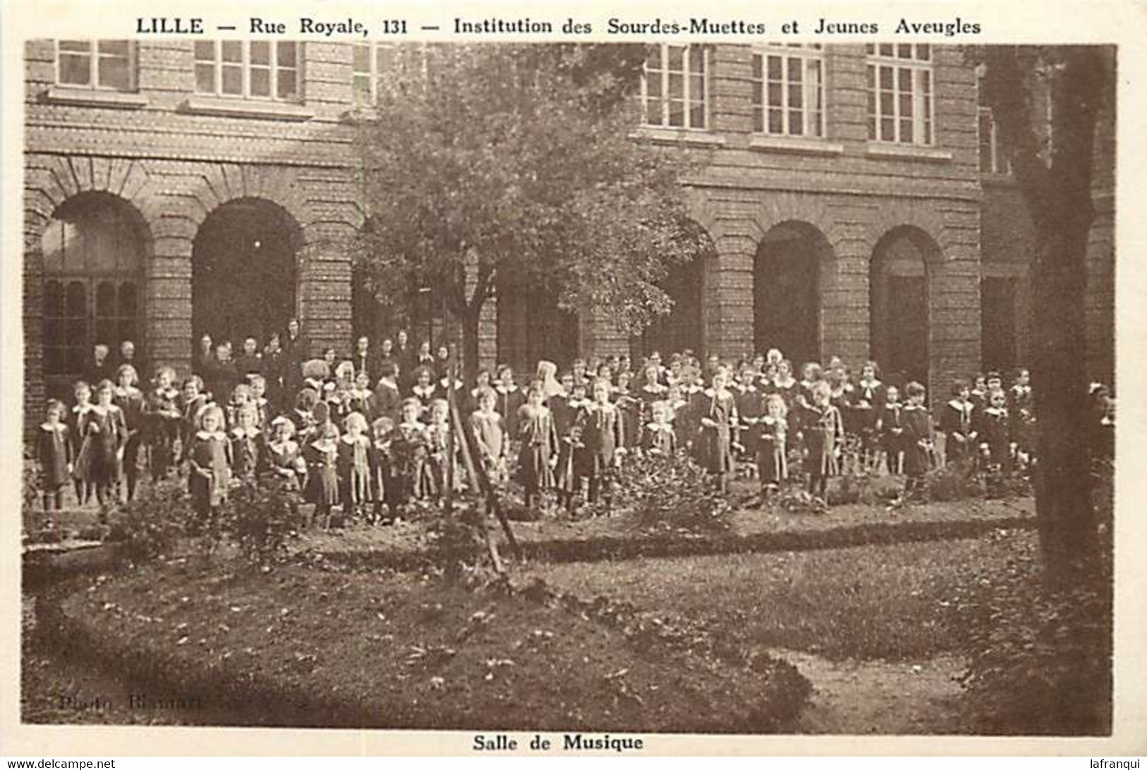 Themes Div-ref MM711-santé -lille -nord -131 Rue Royale-institution Des Sourdes Muettes - Jeunes Aveugles -aveugle-sourd - Santé