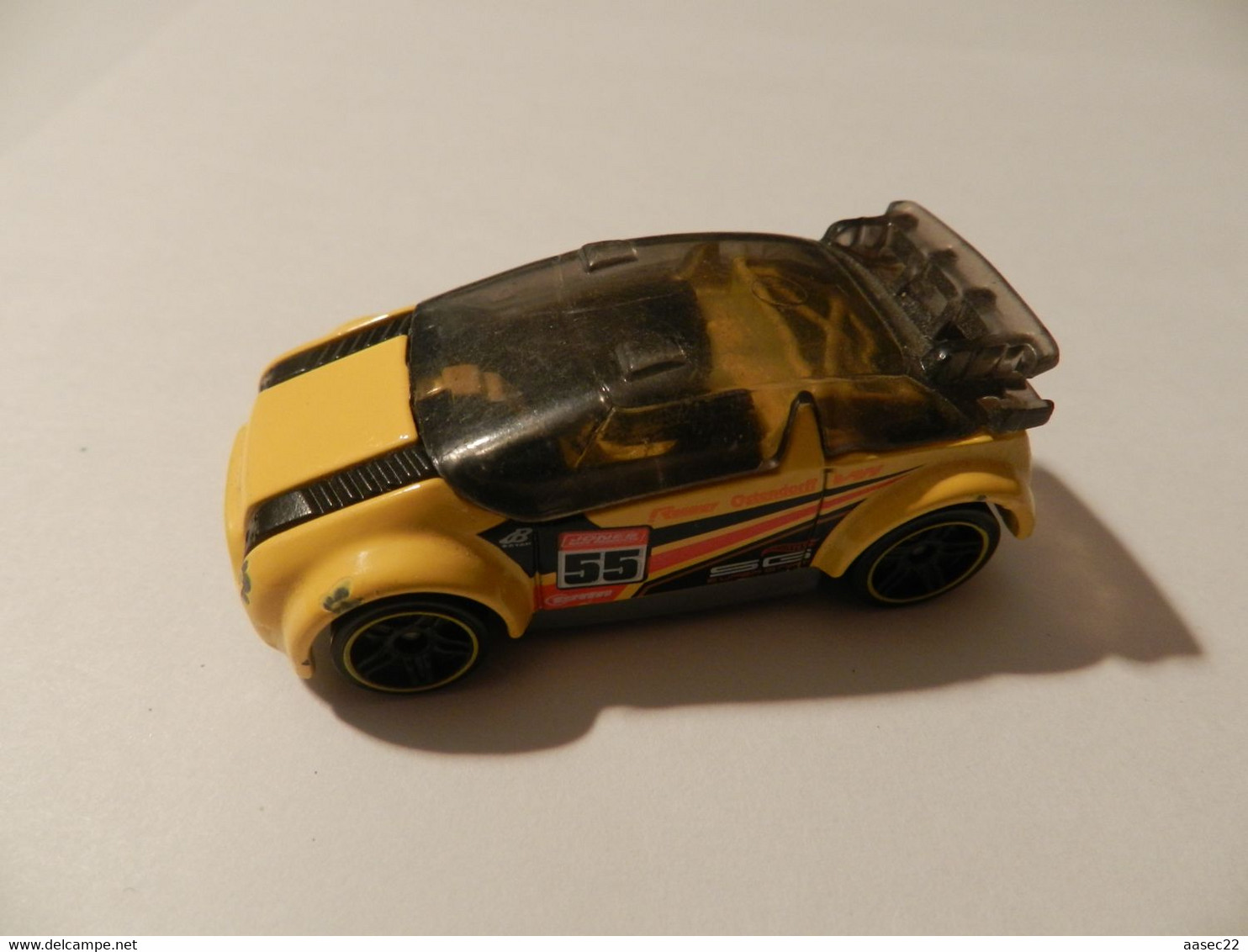 Hotwheels     Super Gnat    /    2013   ***   2133   *** - HotWheels