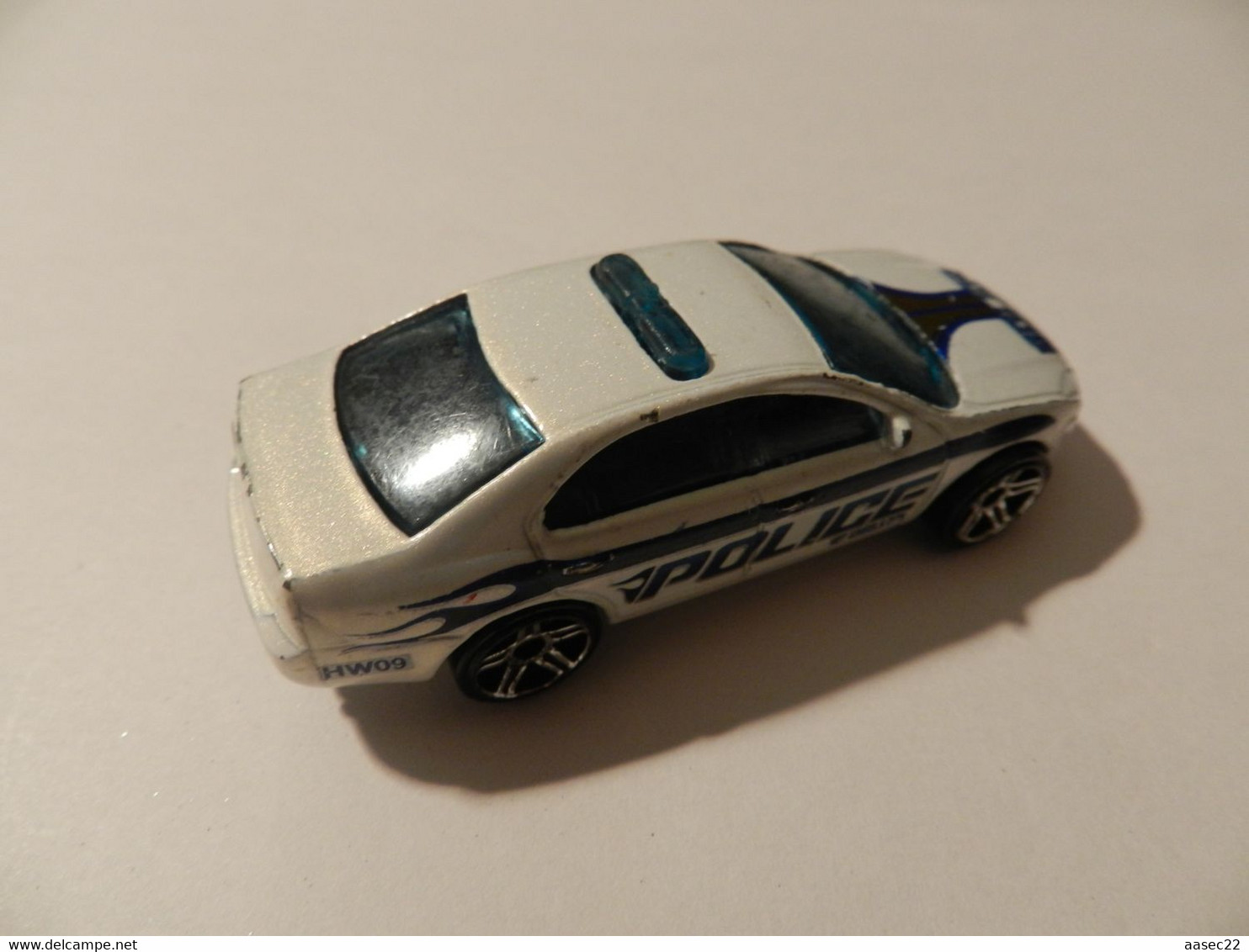 Hotwheels    Ford Fusion    /    2009   ***   2055   *** - HotWheels