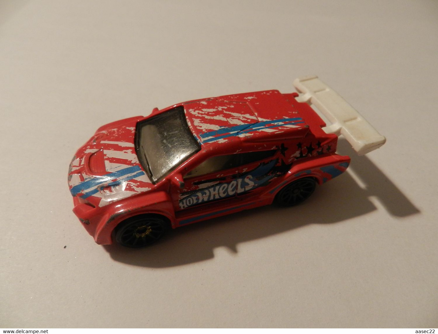 Hotwheels   Loop Coup    /    2012   ***   2032   *** - HotWheels