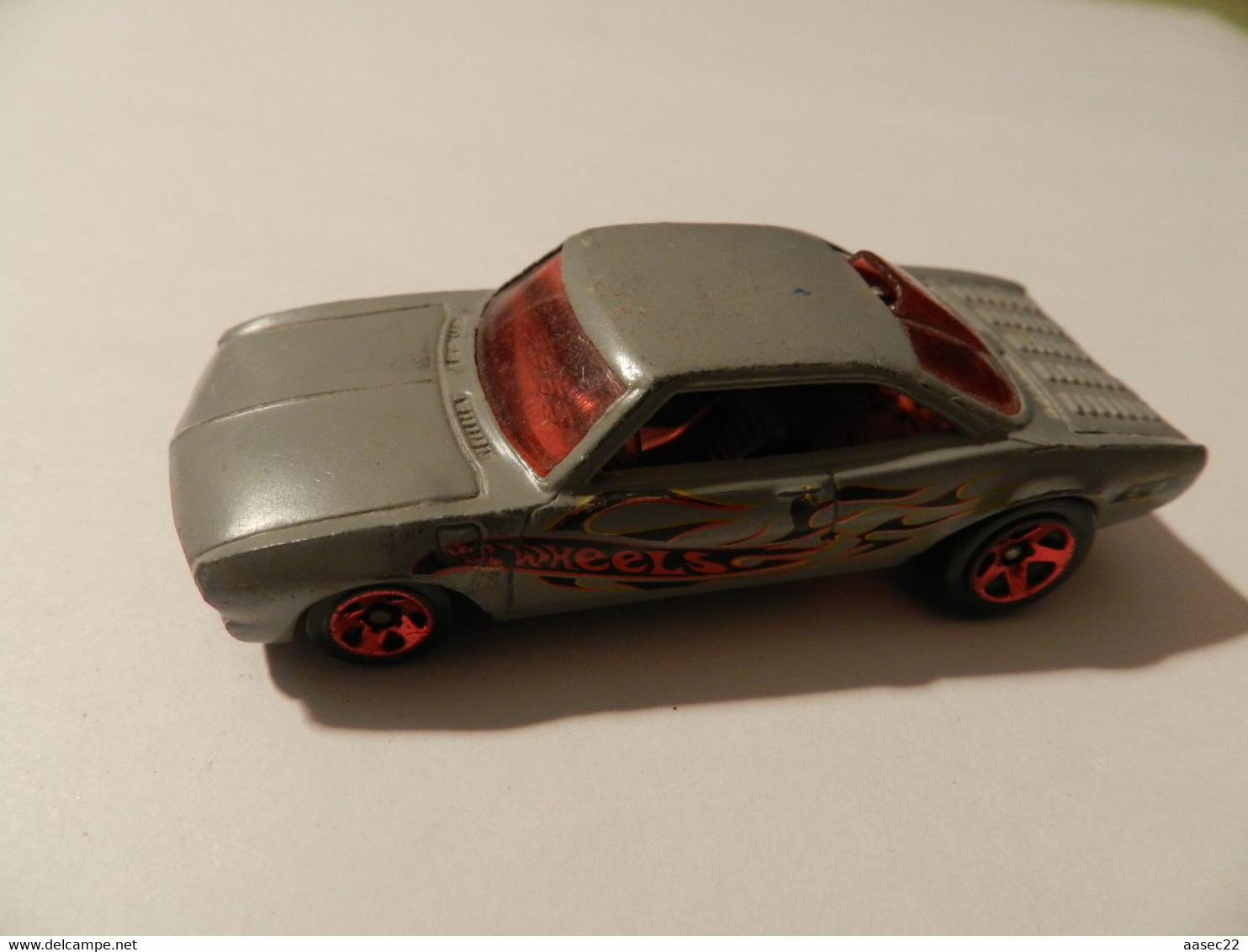 Hotwheels   Vairy 8     /    2002   ***   2037   *** - HotWheels