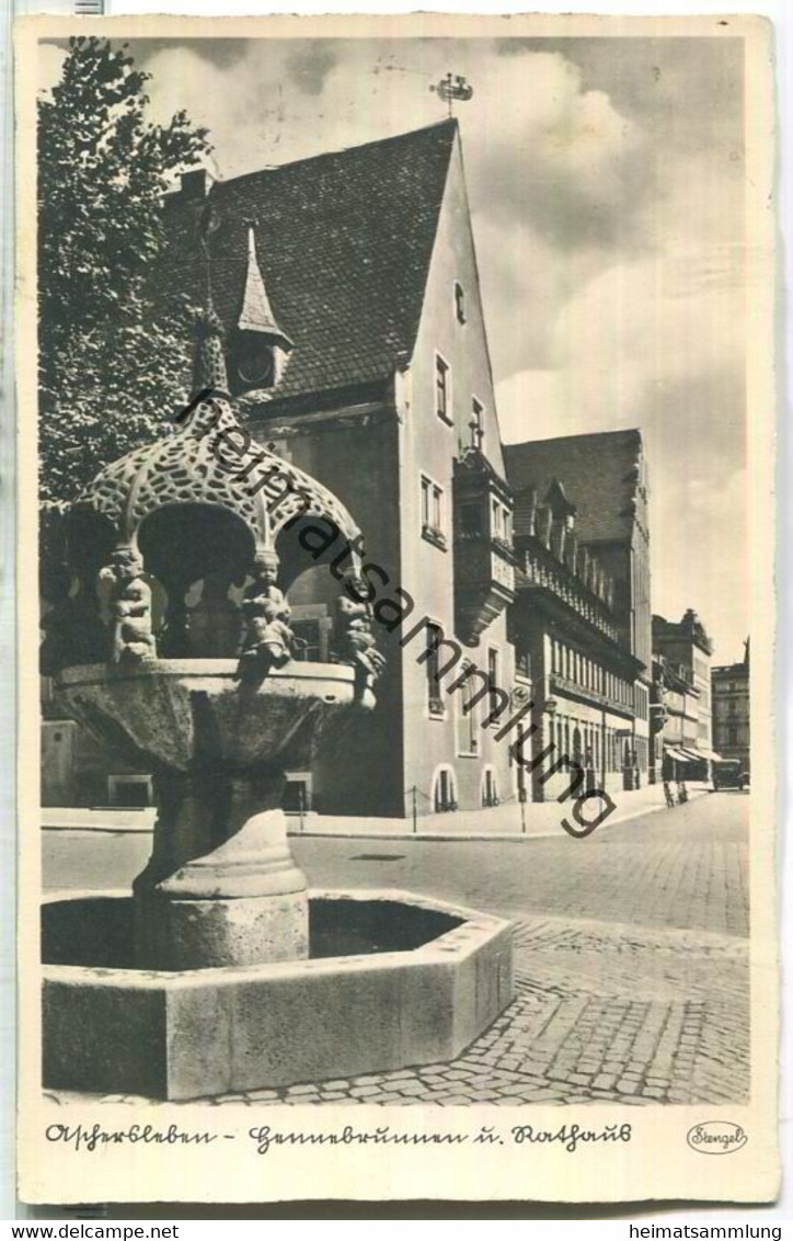 Aschersleben - Hennebrunnen Und Rathaus - Foto-Anichtskarte - Verlag Stengel & Co. Dresden - Aschersleben