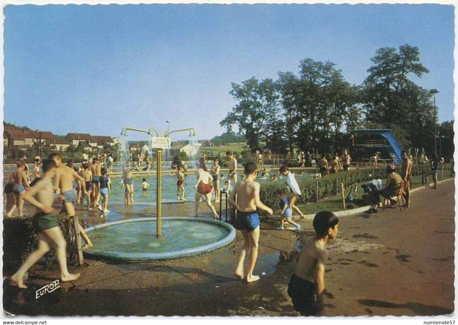 CPSM CREUTZWALD - La Piscine - Ed. De L'Europe N°7111 - Année 1968 - Creutzwald