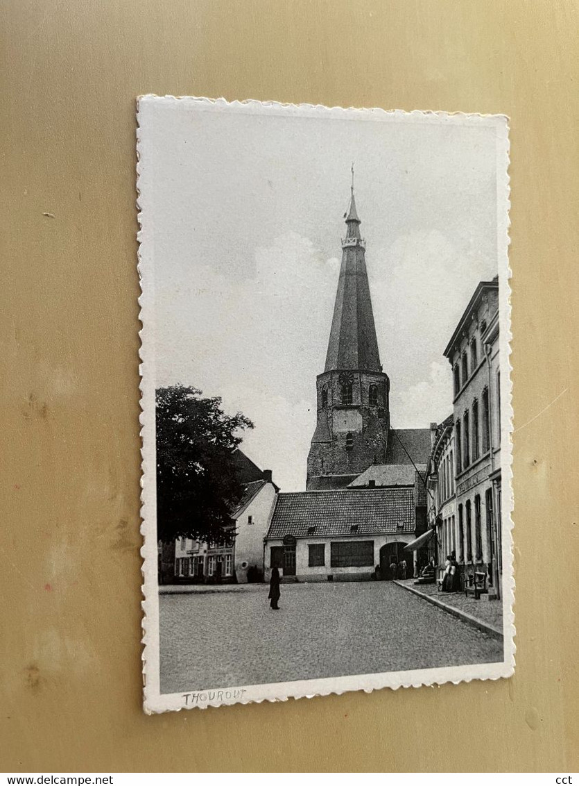 Torhout   Romaansche Kerktoren (einde XII Eeuw) Met Scherpe Naald Uit De Jaren 1610-23 - Torhout