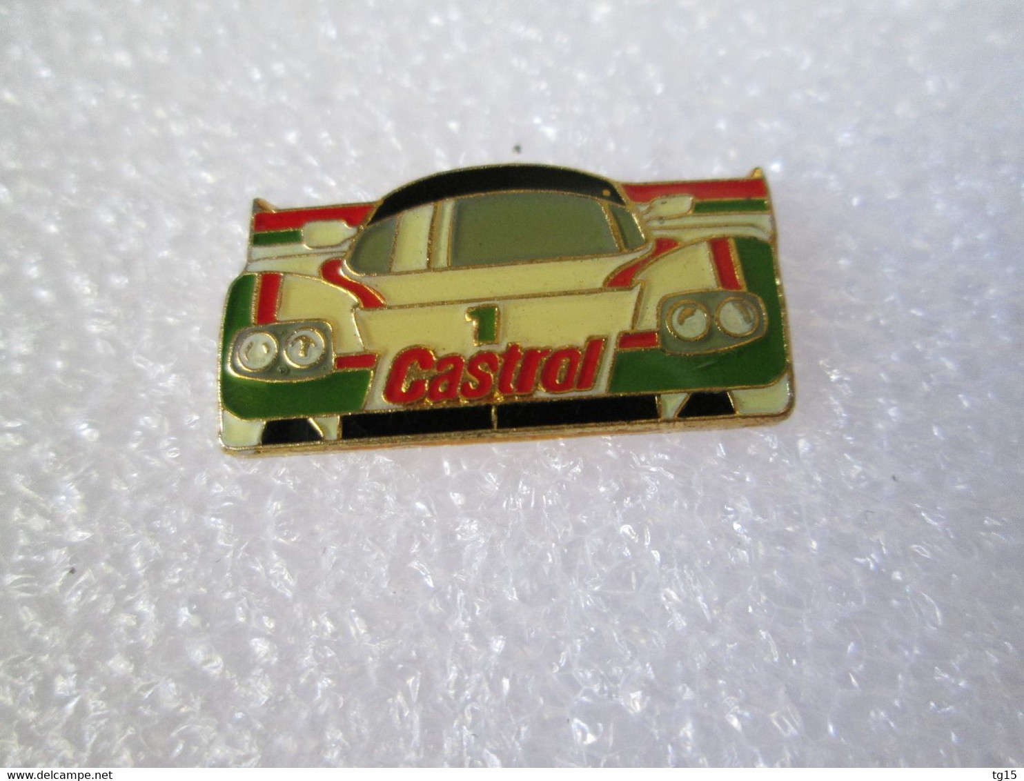 PIN'S    JAGUAR  XJR 9  CASTROL - Jaguar