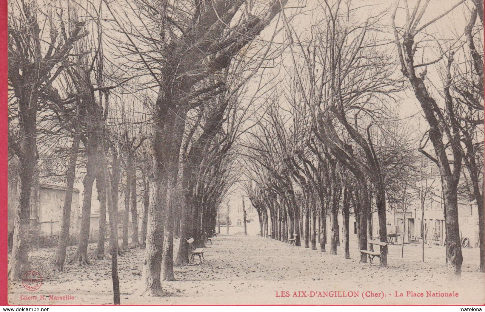 CHER LES AIX-D'ANGUILLON LA PLACE NATIONALE - Les Aix-d'Angillon