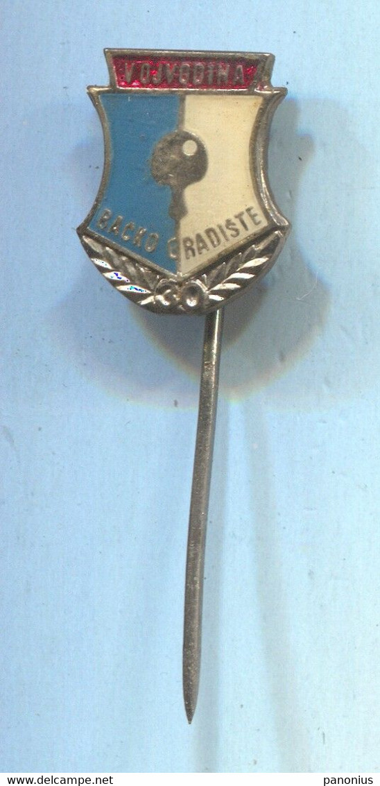 Table Tennis Tischtennis Ping Pong - STK Vojvodina, Bačko Gradište Serbia, Vintage Pin  Badge Abzeichen - Tischtennis