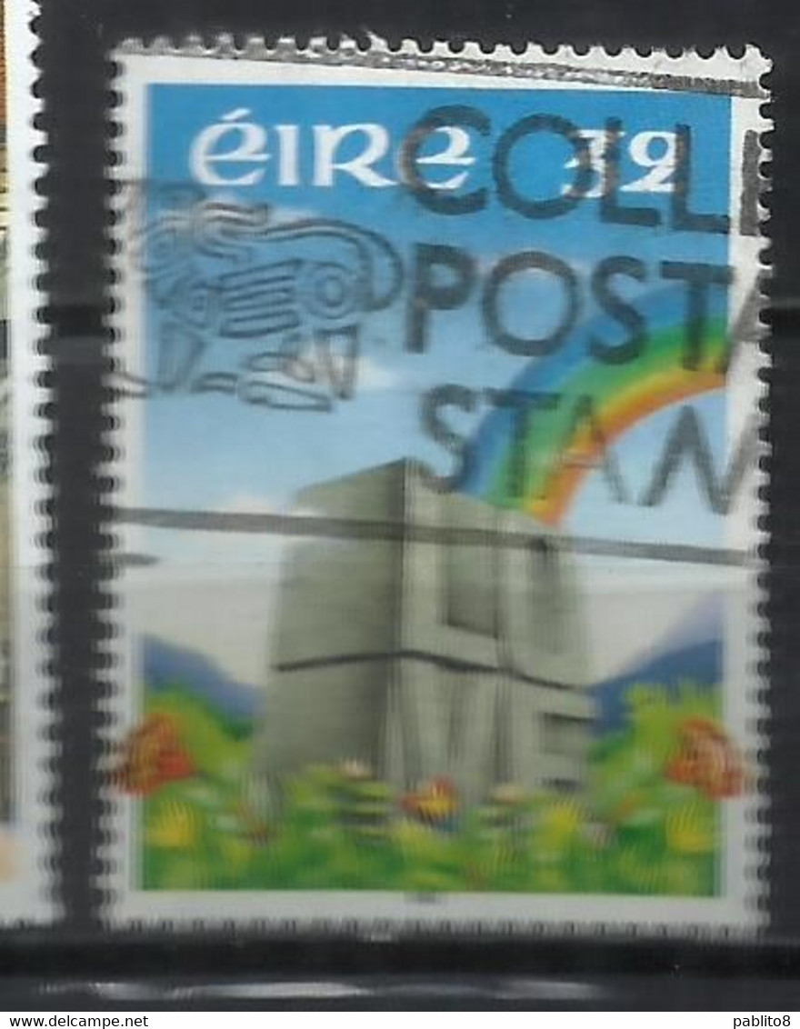 EIRE IRELAND IRLANDA 1992 LOVE ETCHED IN STONE RAINBOW OVER MEADOW 32p USED USATO OBLITERE' - Used Stamps