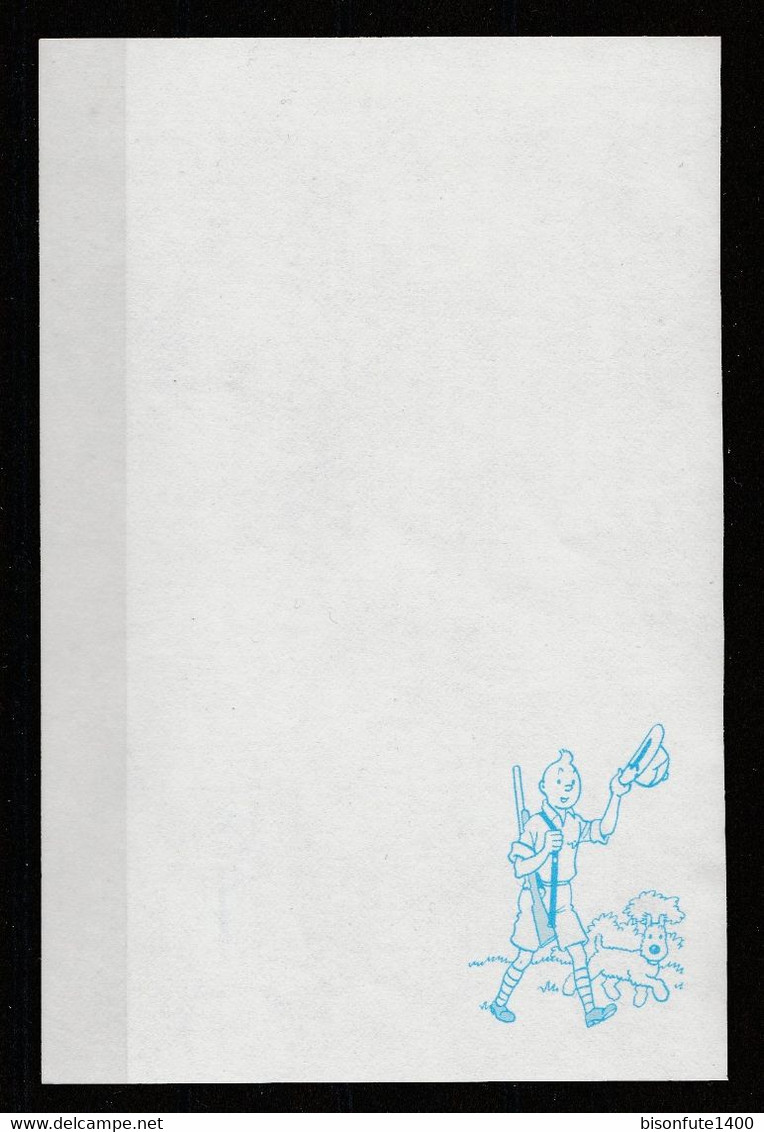 TINTIN : Lot De 5 Feuilles De Papier à Lettre Tintin Avec Différents Personnages De La BD. (Voir Photos). - Matériel Et Accessoires