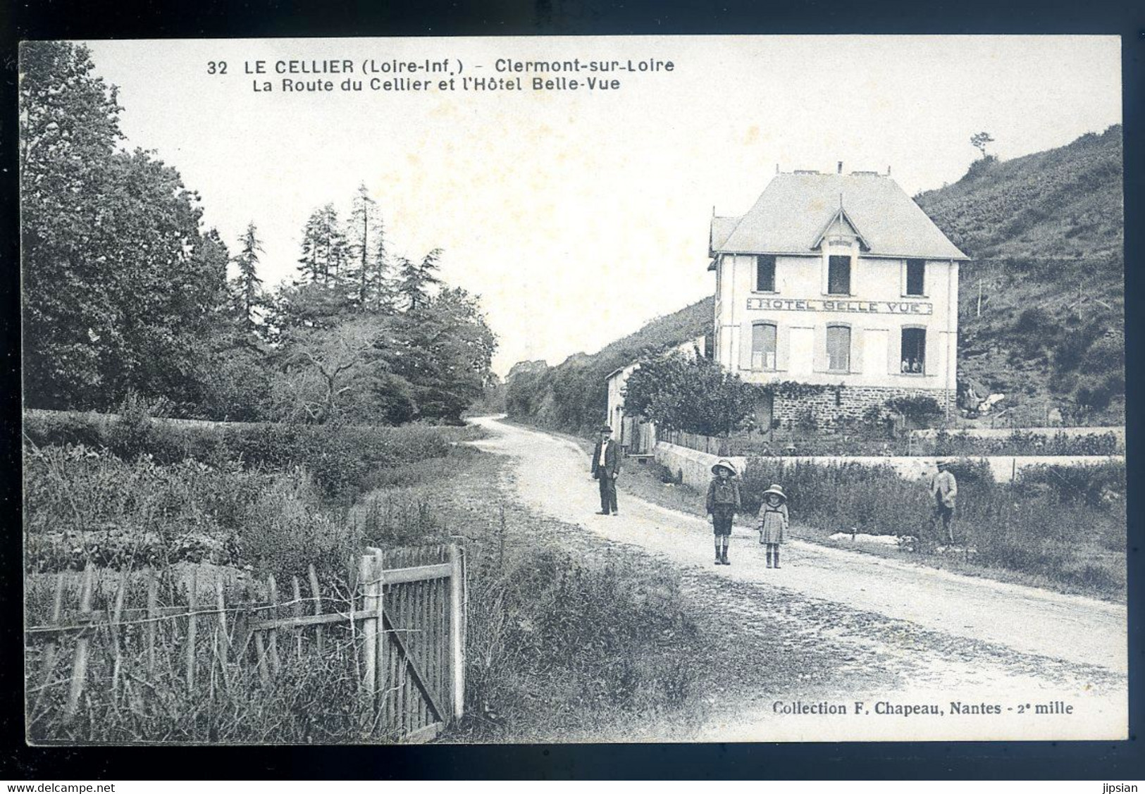 Cpa Du 44 Le Cellier - Clermont Sur Loire -- La Route Du Cellier Et L' Hôtel Belle-vue   AOUT22-81 - Le Cellier