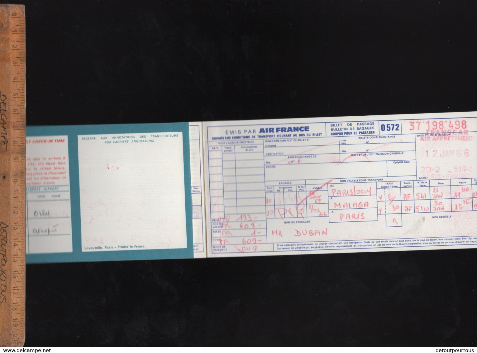 Billet D'avion AIR FRANCE Airways Ticket D'embarquement Aéroport De Paris Orly Pour Malaga Spain 1966 - Europa