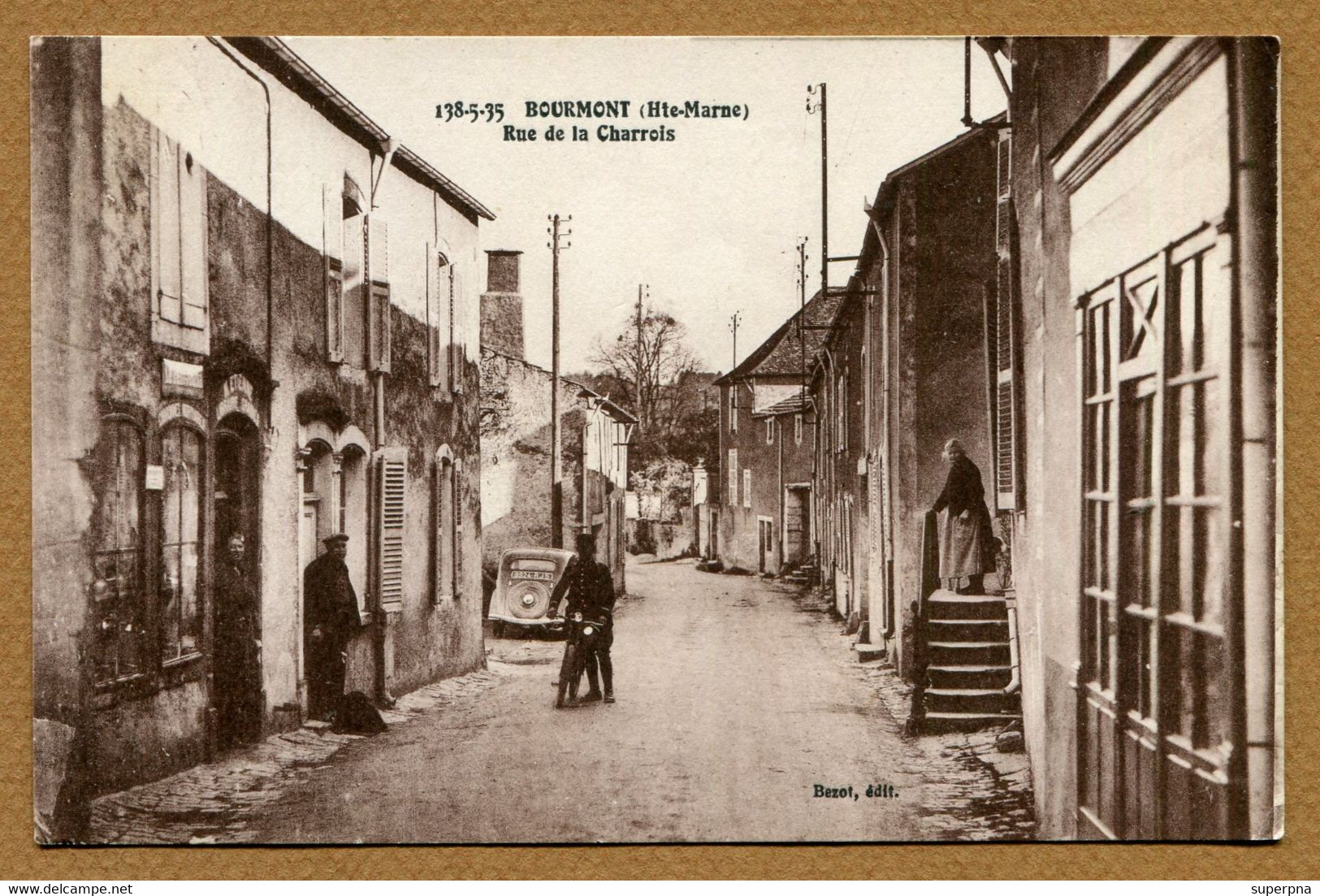 BOURMONT  (52) : " RUE DE LA CHARROIS " - Bourmont