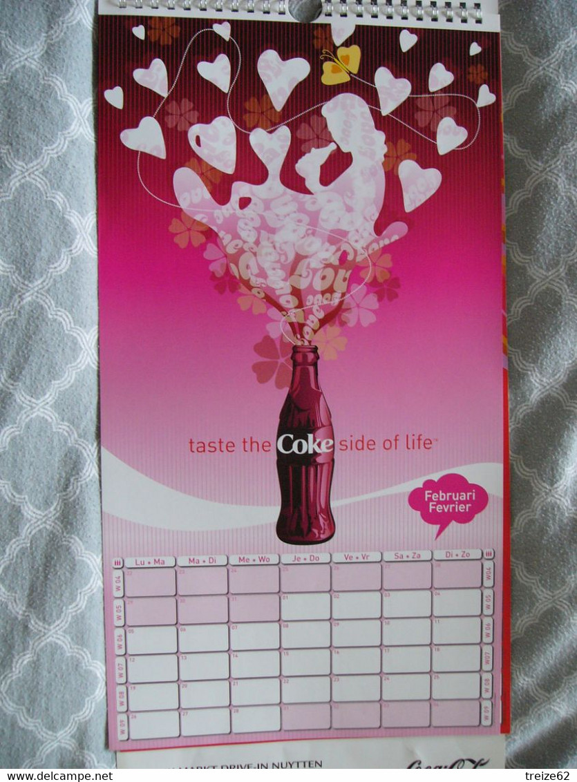 Grand Calendrier Coca Cola 2007 12 Mois 12 Pages Illustrations Différentes - Calendriers