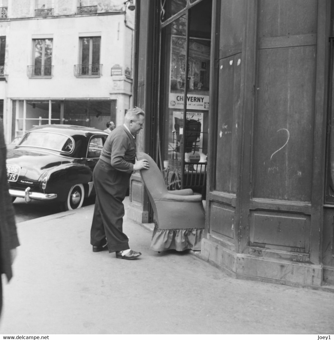 Scène De Vie, Paris Années 50,tirage Argentique Réalisé à Partir Du Négatif  Format 30 Cm/30 Cm - Personen