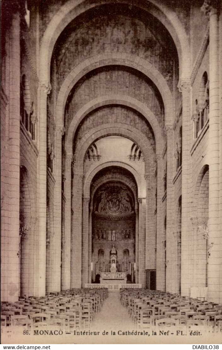 MONACO    _   INTERIEUR DE LA CATHEDRALE.  LA NEF - Cathédrale Notre-Dame-Immaculée