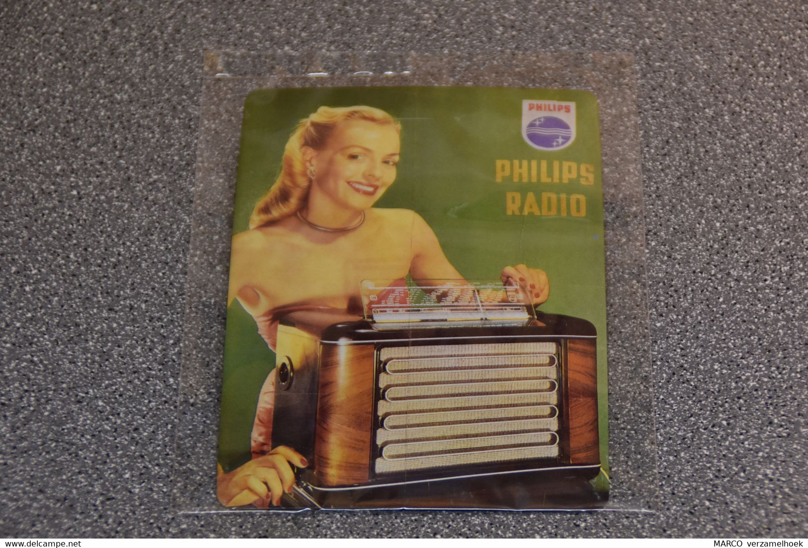 PHILIPS-radio Metalen Reclame Plaat 10,5cm X 15cm Pin Up - Autres & Non Classés