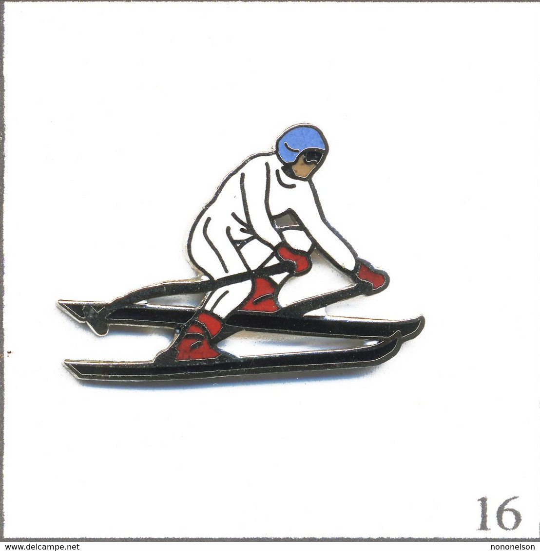 Pin's Sport - Ski De Vitesse / Combinaison Blanche. Estampillé Démons Et Merveilles. EGF. T899-16 - Sports D'hiver