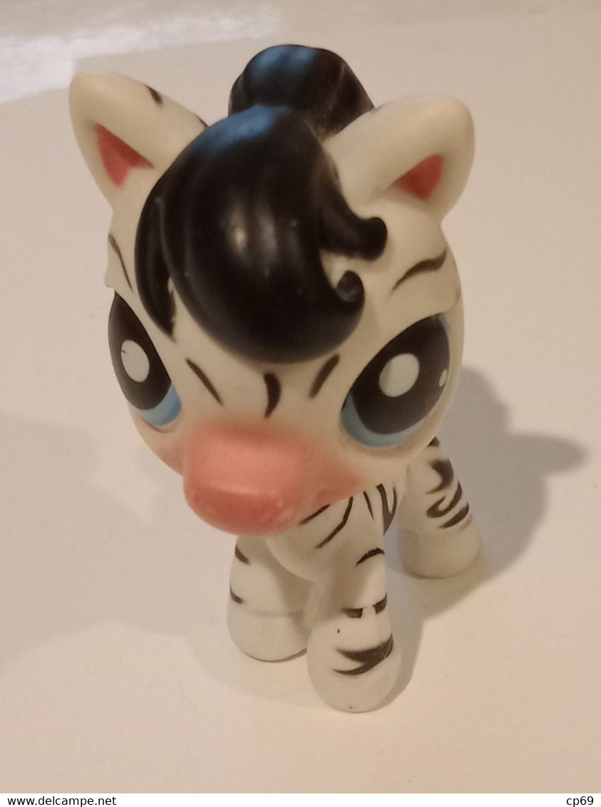 Figurine Hasbro China Chine 2006 Zèbre 斑马 Zebra シマウマ Cebra 얼룩말 Asie Asiatique En TB.Etat - Andere & Zonder Classificatie