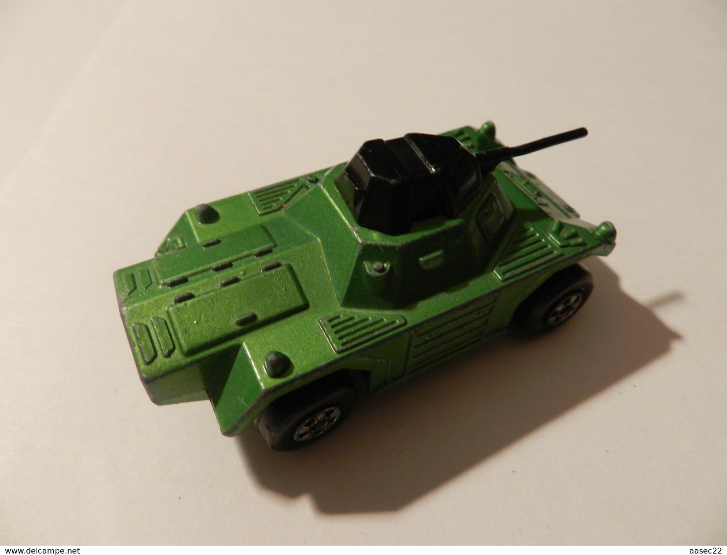 Matchbox      Weasel Tank  / 1973   ***  3258  *** - Matchbox (Lesney)