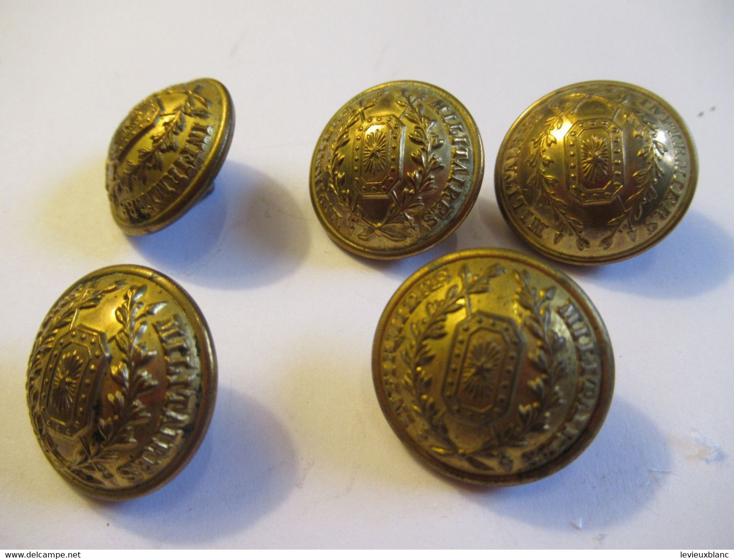 5 Boutons Bombés Anciens D'époque/Infirmiers Militaires/2,5 Cm/Mercier & Corpet Paris/Début XXéme       BOUT187 - Boutons