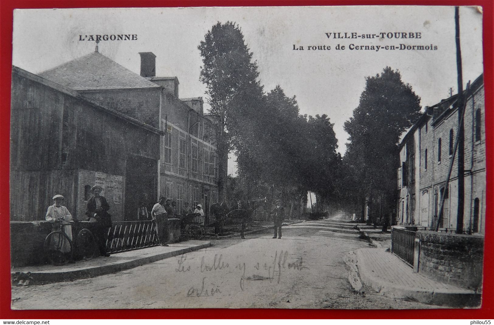 Cpa 51 VILLE SUR TOURBE Anime Route De Cernay En Dormois  "Les Balles Y Sifflent" SP 130 - Ville-sur-Tourbe