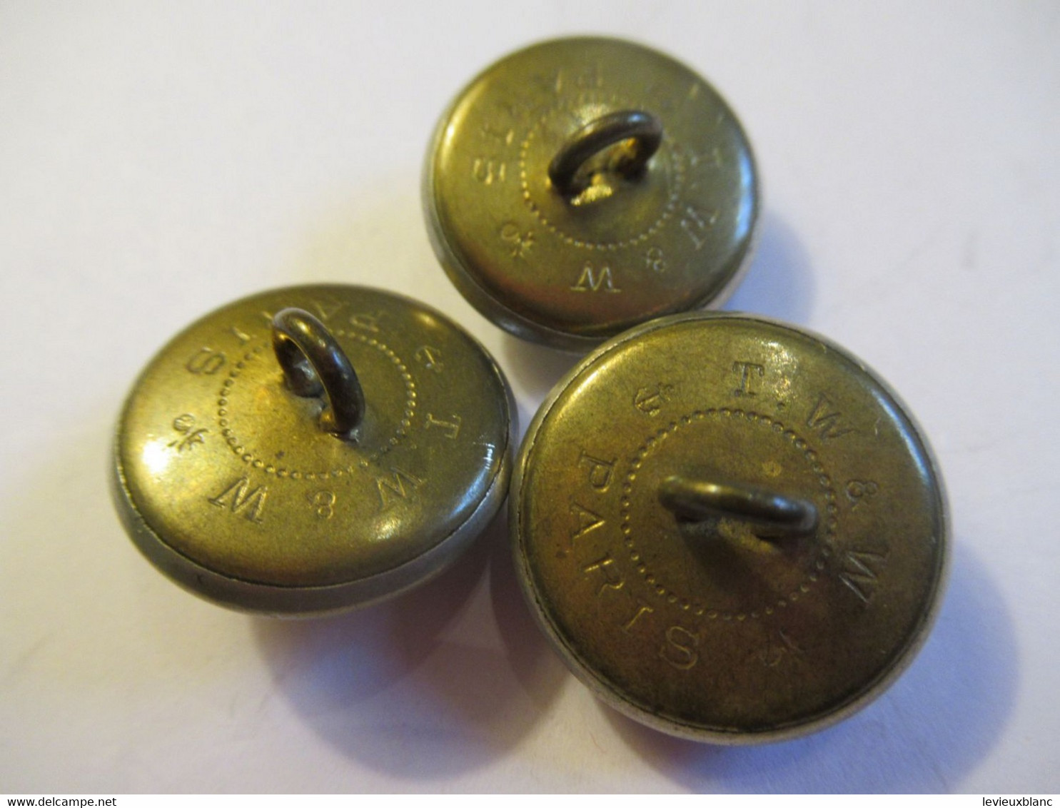 3 Boutons Bombés Anciens D'époque/OCTROI/ 2,1  Cm/Laiton Argenté/T. W. & W ./Début XXème       BOUT189 - Buttons