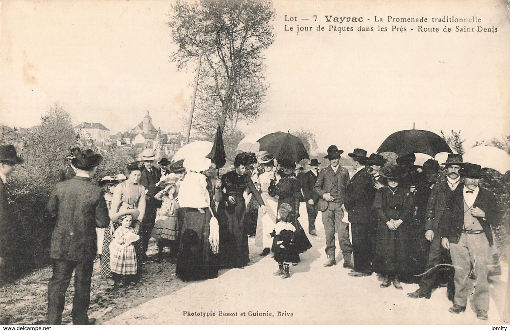 46 Vayrac CPA Promenade Traditionnelle Le Jour De Paques Dans Les Prés Route De Saint Denis - Vayrac