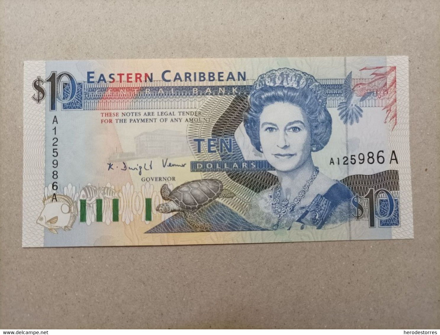 Billete De Los Estados Del Caribe De 10 Dólares, Año 1993 Serie AA, UNC - East Carribeans