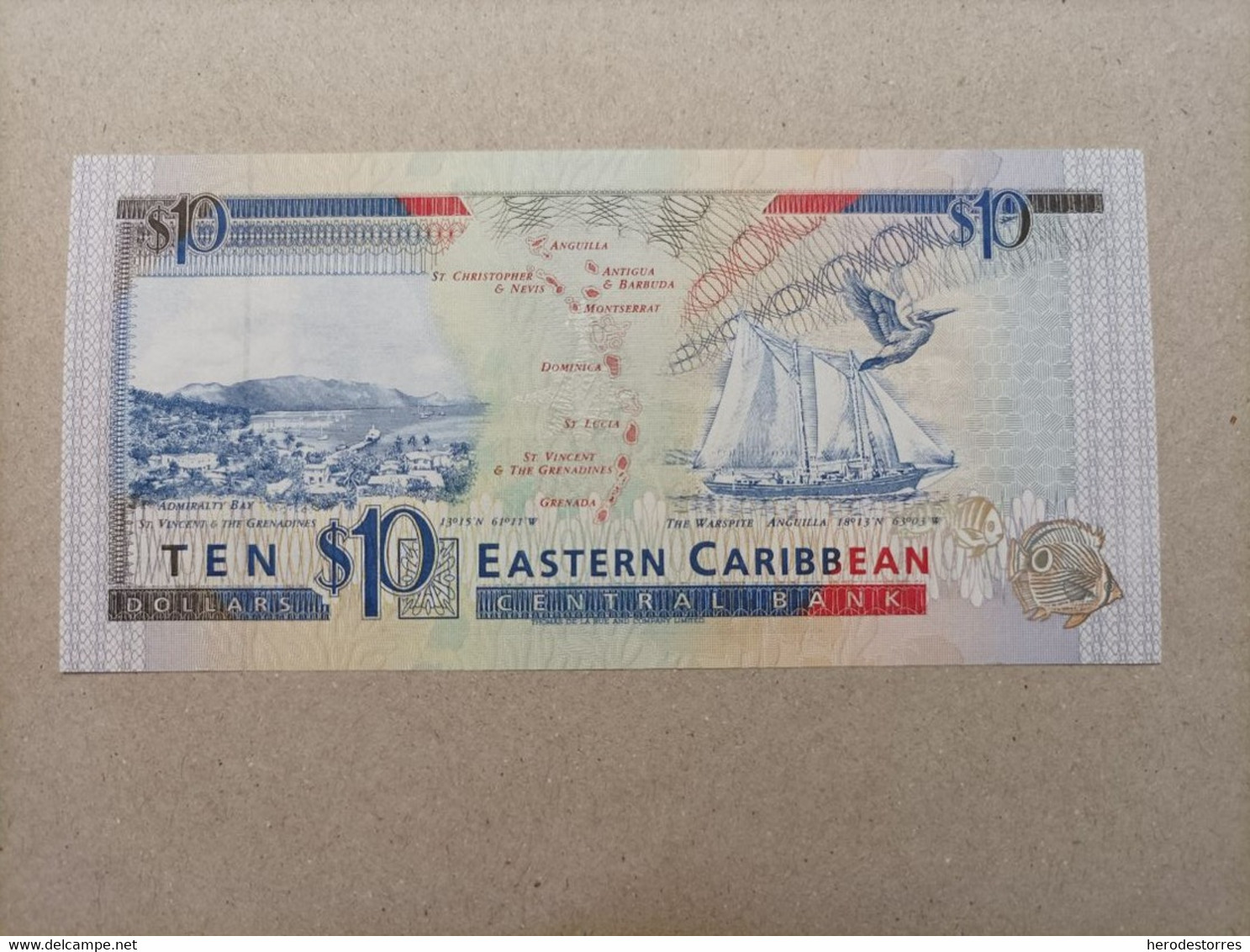 Billete De Los Estados Del Caribe De 10 Dólares, Año 1993 Serie AA, UNC - East Carribeans