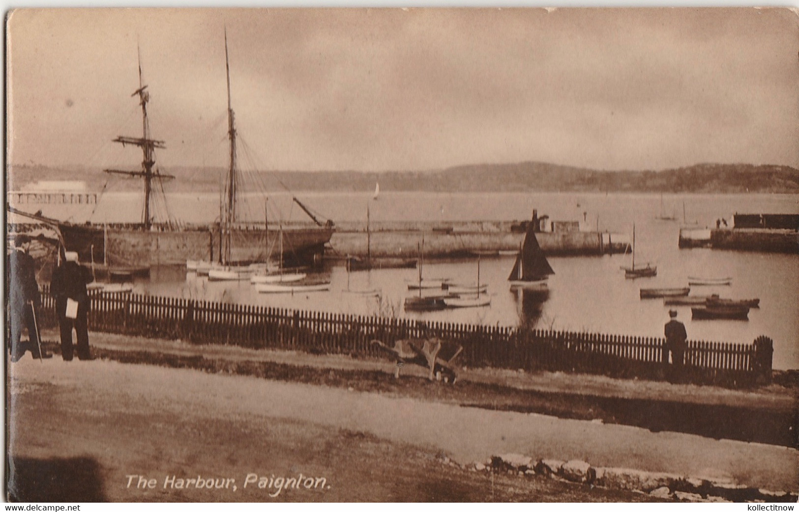 THE HARBOUR - SAILING SHIP - PAIGNTON - REAL PHOTOGRAPH - Paignton