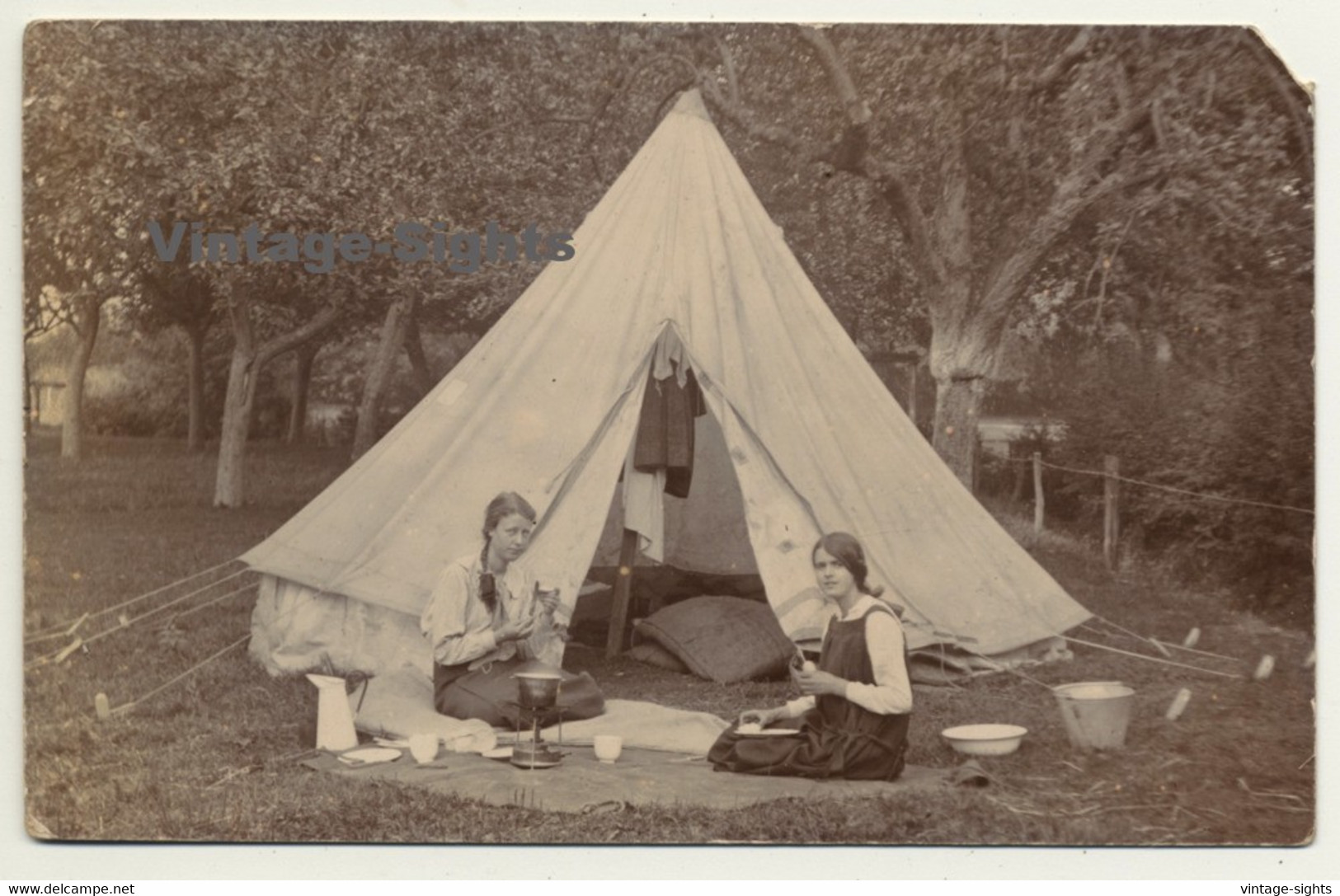 Tibberton / UK: Belgian Girls In Front Of Tent / Camping (Vintage RPPC Sepia 1916) - Worcester