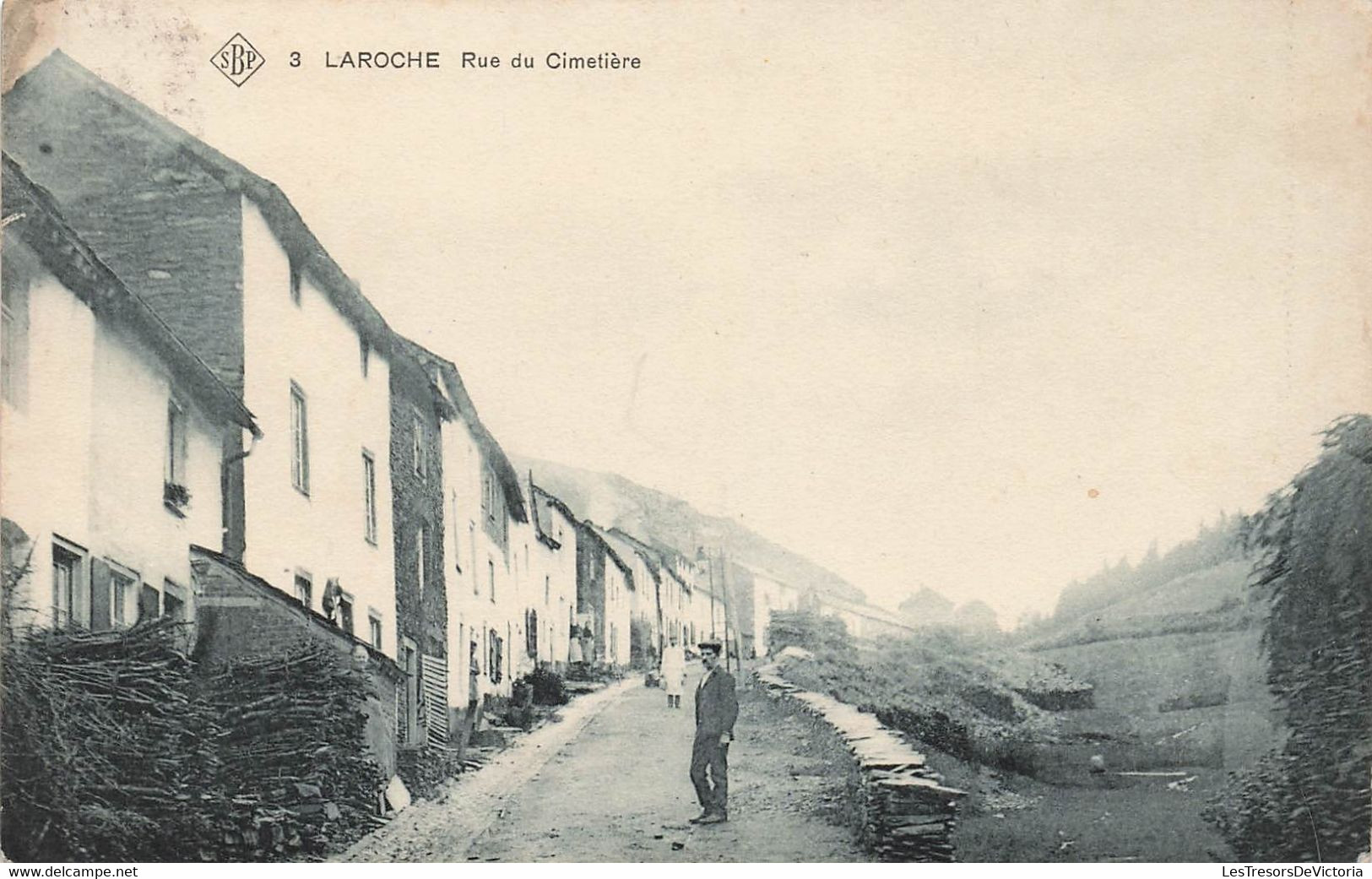 CPA Laroche - Rue Du Cimetiere - Animé - S B P - La-Roche-en-Ardenne