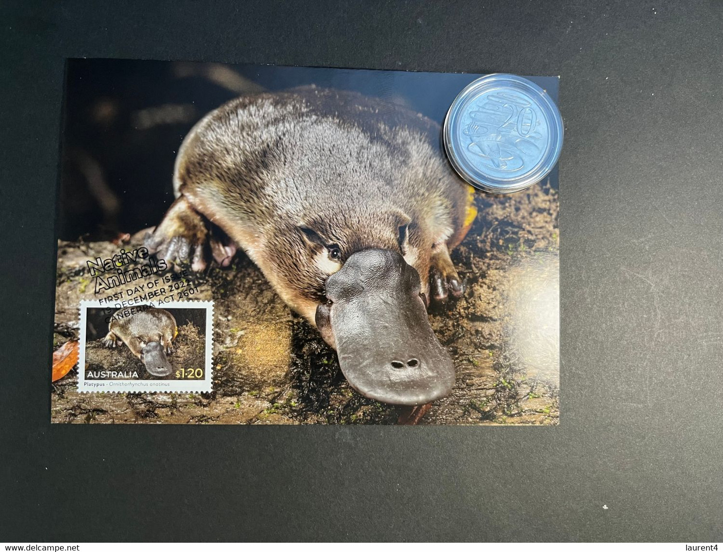 (2 N 24 A) Australia - $ 1.20 (new Stamp Value) Platypus + 20 Cent Platypus Autralian Coin - 20 Cents