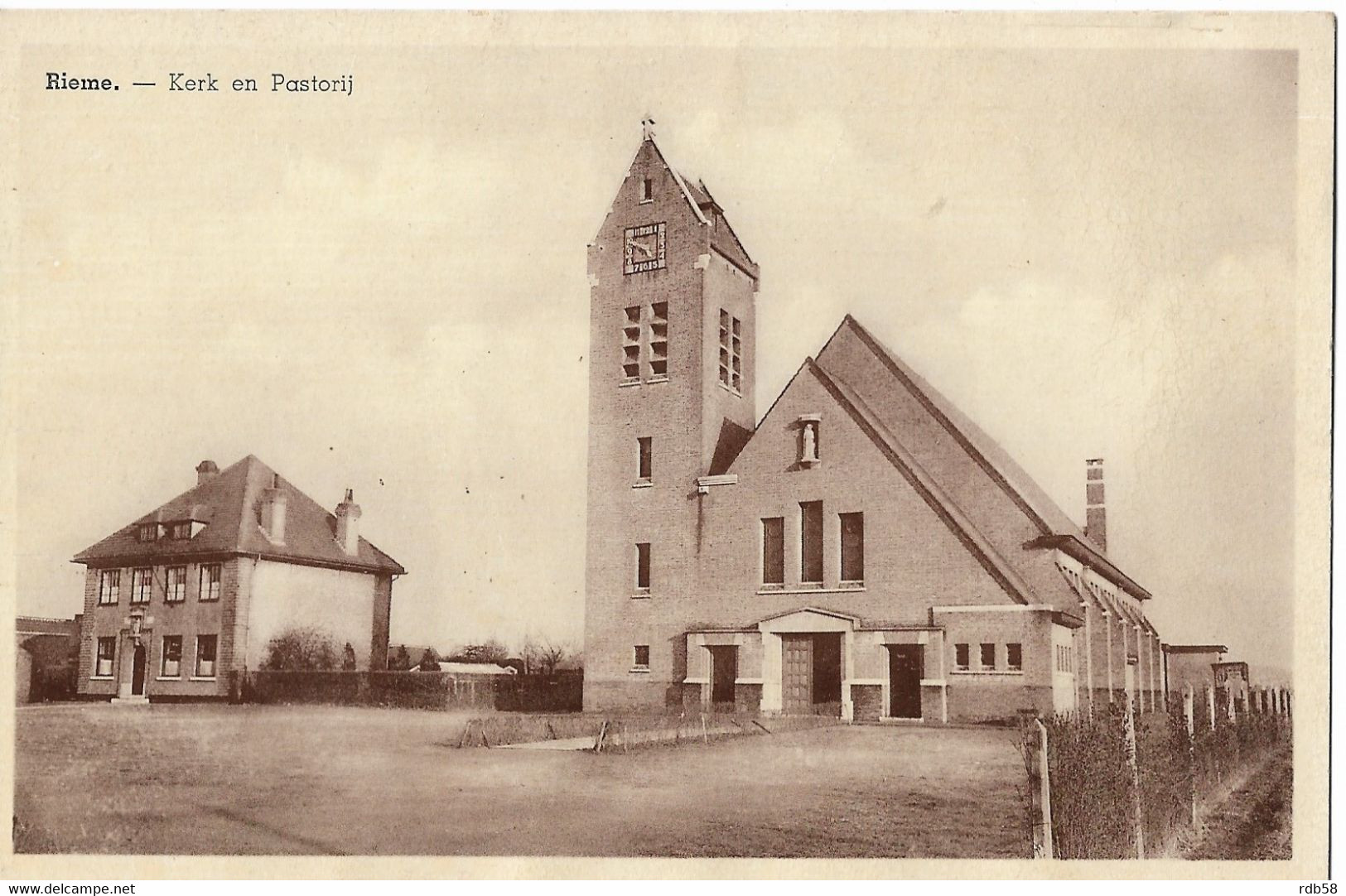 Rieme Kerk En Pastorij - Evergem