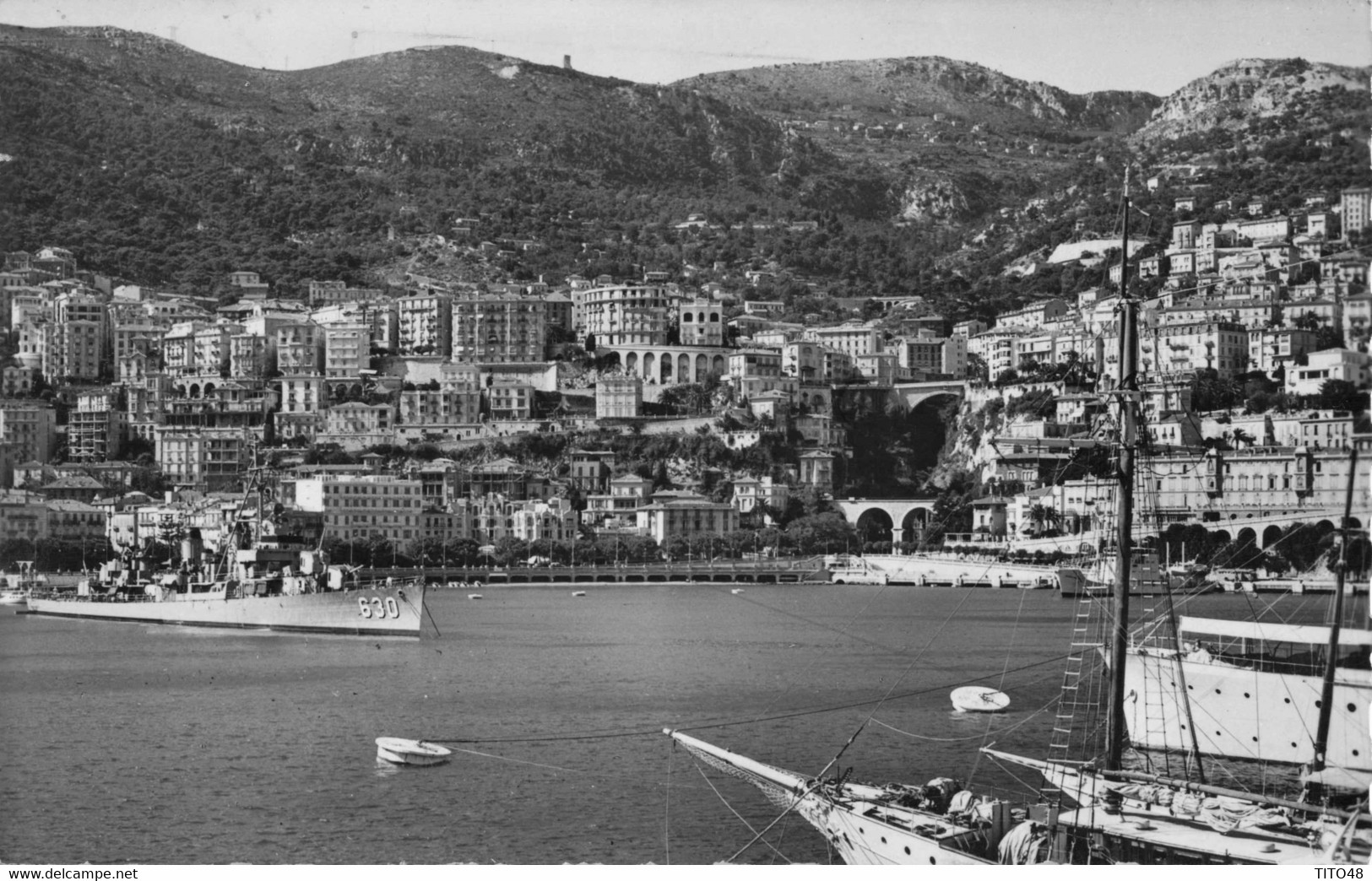 FRANCE - MONACO - Le Port - Au Fond : Le Boulevard Albert-1er - Porto