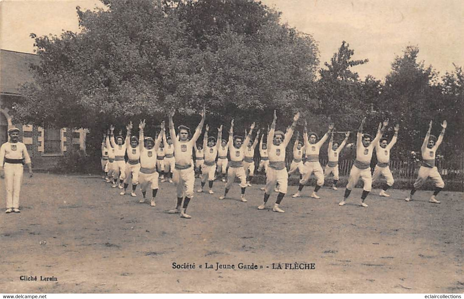 La Flèche       72           Lot De 4 Cartes Décollées Gymnastique. La Jeune Garde    ( Voir Scan ) - La Fleche